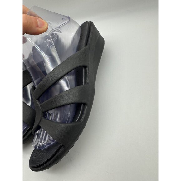 Crocs Black Sanrah Strappy Sandal Slide On Shoe Women Size 7 - Picture 2 of 11
